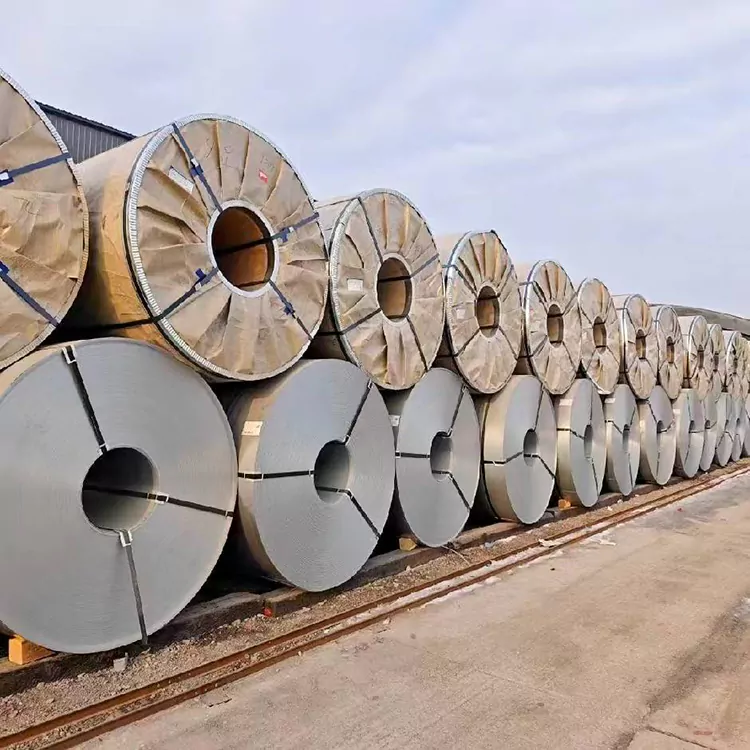 Τι κάνει τον χάλυβα λωρίδων ακριβείας υψηλής αντοχής σε σχέση με τις παραδοσιακές χαλύβδινες ταινίες